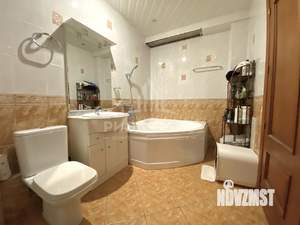 Таунхаус 214м&sup2;, 3-этажный, участок 1 сот.  