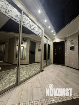 Таунхаус 220м&sup2;, 3-этажный, участок 11 сот.  