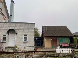Дом 243м², 3-этажный, участок 15 сот.  