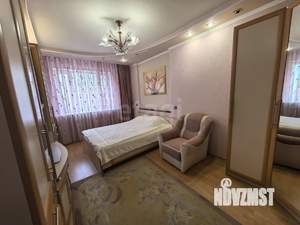 Дом 227м², 3-этажный, участок 11 сот.  