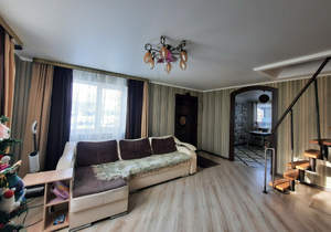 Дом 100м&sup2;, 2-этажный, участок 5 сот.  