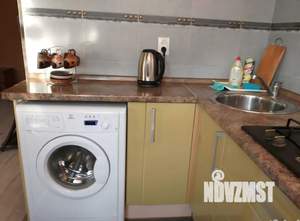 Студия квартира, посуточно, 33м2, 4/5 этаж