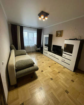 1-к квартира, на длительный срок, 45м2, 4/10 этаж