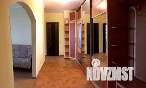 1-к квартира, посуточно, 56м2, 1/1 этаж