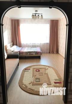 1-к квартира, посуточно, 42м2, 2/16 этаж