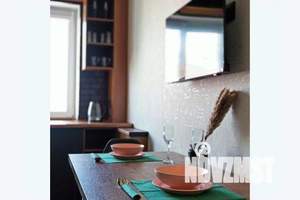 1-к квартира, посуточно, 42м2, 13/16 этаж