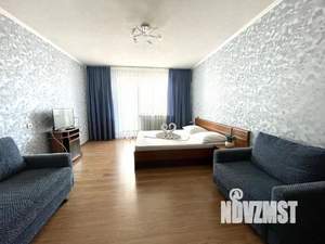 1-к квартира, посуточно, 51м2, 1/1 этаж