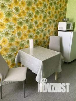 1-к квартира, посуточно, 40м2, 8/10 этаж