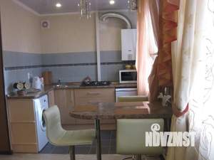 Студия квартира, посуточно, 33м2, 4/5 этаж