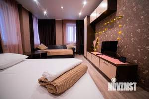1-к квартира, посуточно, 44м2, 15/17 этаж
