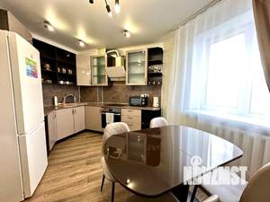 2-к квартира, посуточно, 65м2, 8/14 этаж