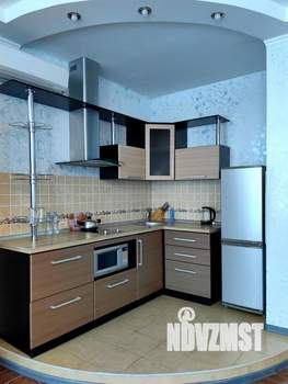 3-к квартира, посуточно, 125м2, 1/1 этаж