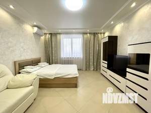 1-к квартира, посуточно, 50м2, 1/1 этаж