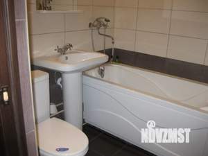 Студия квартира, посуточно, 33м2, 4/5 этаж