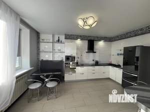 1-к квартира, на длительный срок, 56м2, 8/17 этаж