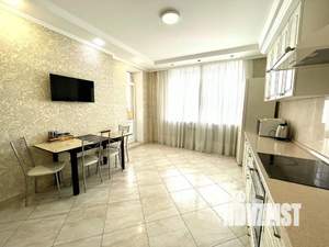 2-к квартира, посуточно, 75м2, 1/1 этаж