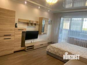 1-к квартира, посуточно, 38м2, 8/10 этаж