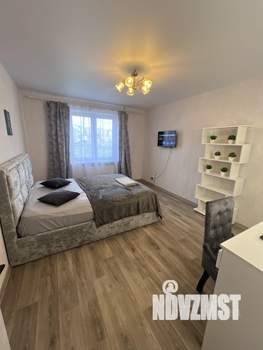 1-к квартира, посуточно, 40м2, 4/10 этаж