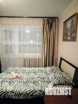 1-к квартира, посуточно, 38м2, 2/10 этаж