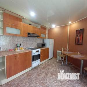 1-к квартира, посуточно, 50м2, 3/10 этаж