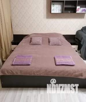 1-к квартира, посуточно, 40м2, 12/16 этаж