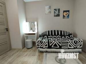 1-к квартира, посуточно, 37м2, 7/10 этаж