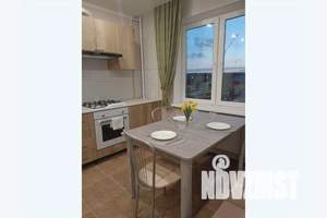 1-к квартира, посуточно, 41м2, 4/10 этаж