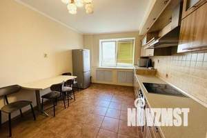 1-к квартира, посуточно, 60м2, 11/14 этаж