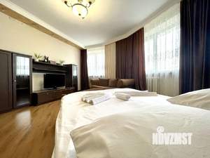 1-к квартира, посуточно, 52м2, 1/1 этаж