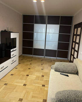 1-к квартира, на длительный срок, 45м2, 4/10 этаж