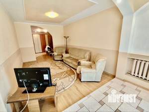 3-к квартира, на длительный срок, 98м2, 1/9 этаж