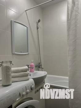 1-к квартира, посуточно, 49м2, 10/16 этаж