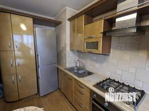 3-к квартира, на длительный срок, 63м2, 9/10 этаж