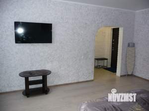 1-к квартира, посуточно, 40м2, 1/17 этаж