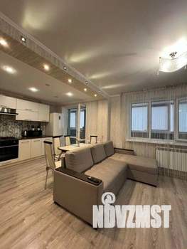1-к квартира, посуточно, 42м2, 1/1 этаж