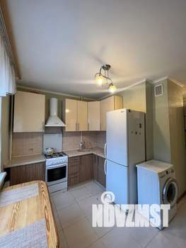 1-к квартира, посуточно, 37м2, 4/10 этаж