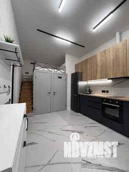 Студия квартира, посуточно, 32м2, 1/10 этаж