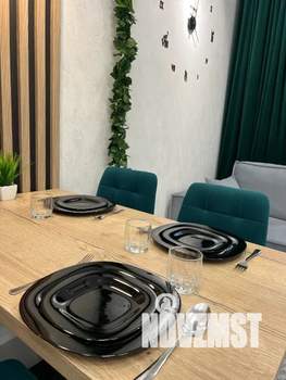 Студия квартира, посуточно, 32м2, 1/10 этаж