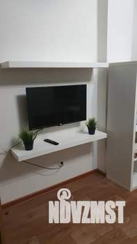 1-к квартира, посуточно, 44м2, 11/16 этаж