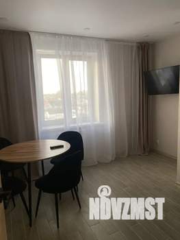 1-к квартира, посуточно, 40м2, 5/17 этаж