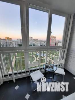 1-к квартира, посуточно, 42м2, 9/16 этаж