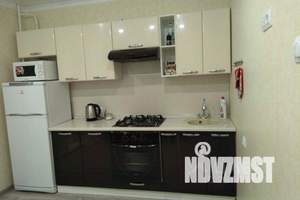 1-к квартира, посуточно, 41м2, 7/10 этаж