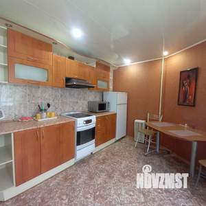 1-к квартира, посуточно, 50м2, 3/10 этаж