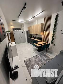 Студия квартира, посуточно, 32м2, 1/10 этаж