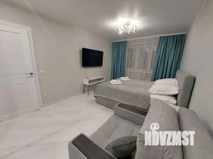 1-к квартира, посуточно, 37м2, 8/10 этаж