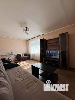 1-к квартира, посуточно, 42м2, 1/1 этаж