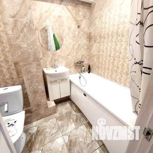 1-к квартира, посуточно, 40м2, 1/9 этаж