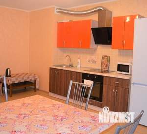 3-к квартира, посуточно, 90м2, 1/1 этаж