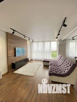 1-к квартира, посуточно, 55м2, 1/1 этаж