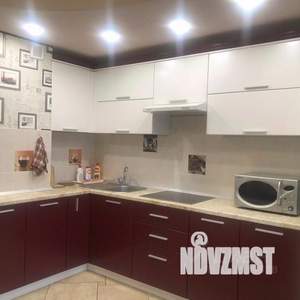 1-к квартира, посуточно, 43м2, 1/1 этаж